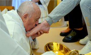 pope-francis-feet-washing-2024